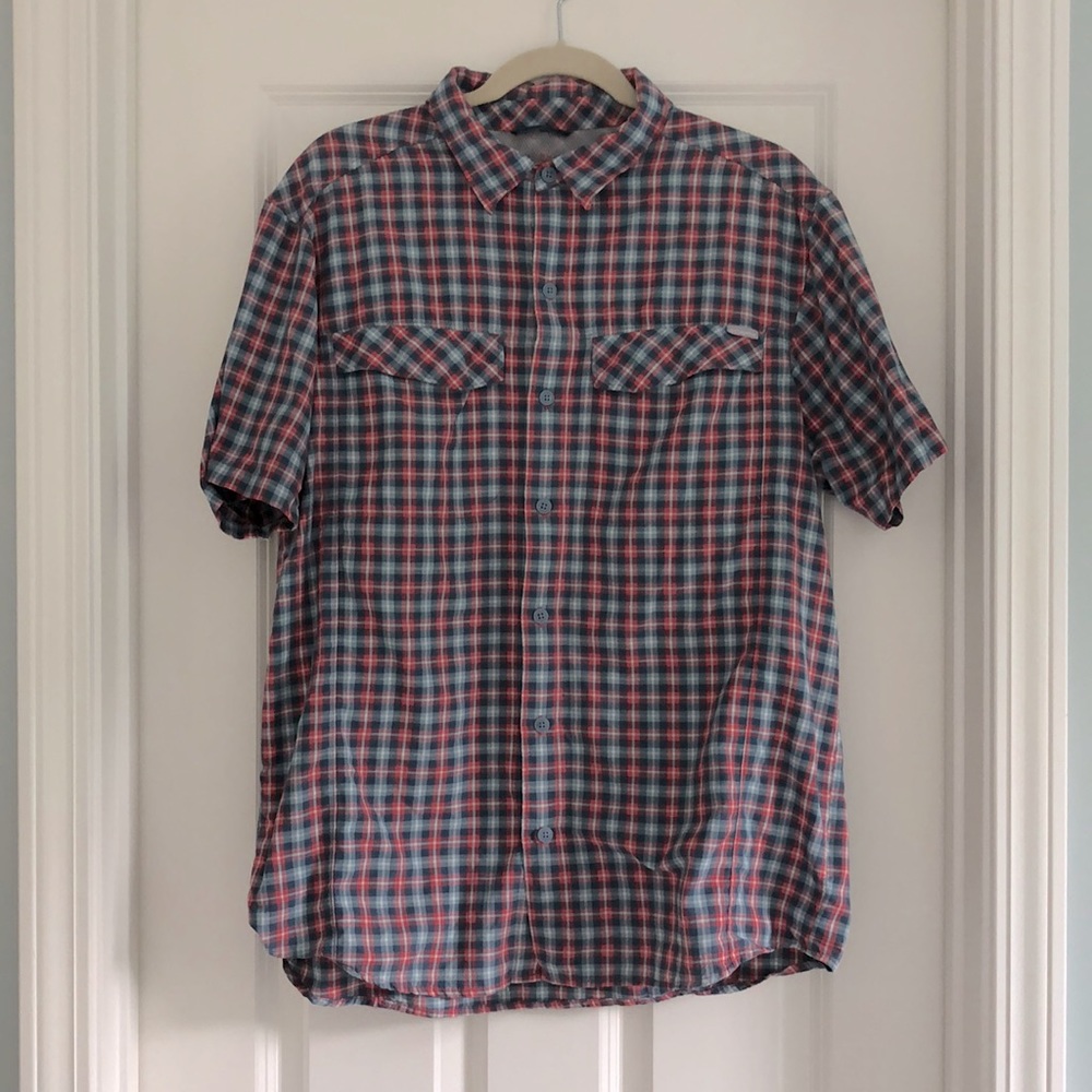 Columbia PFG button up shirt - M